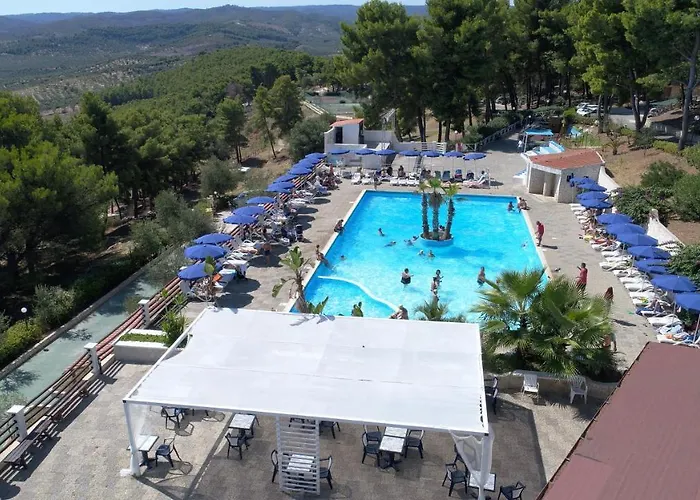 Villaggio Santo Stefano Ferienpark 3*