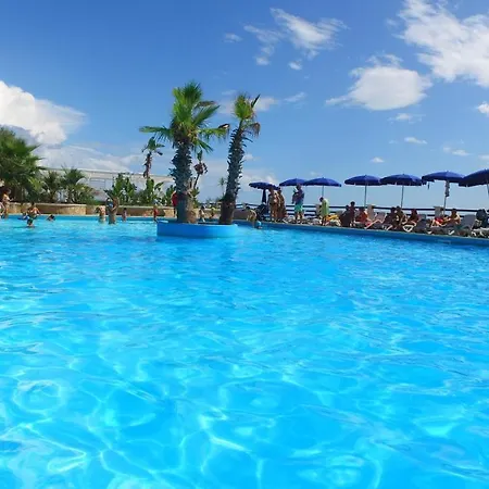 Villaggio Santo Stefano 3*