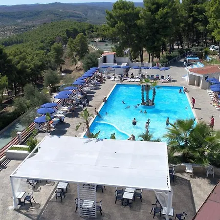 Villaggio Santo Stefano Parco vacanze 3*