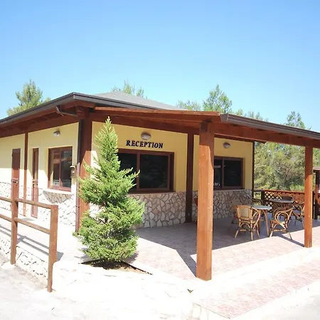 Villaggio Santo Stefano 维耶斯泰