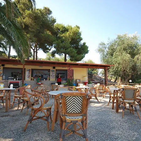 Villaggio Santo Stefano 3*