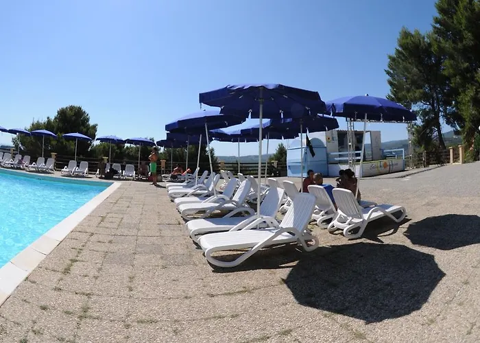 Village de vacances Villaggio Santo Stefano 3*